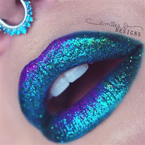 glittery lips.